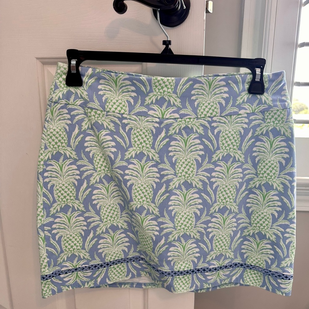 3/$10 Crown & Ivy Blue/Green Pineapple Skort